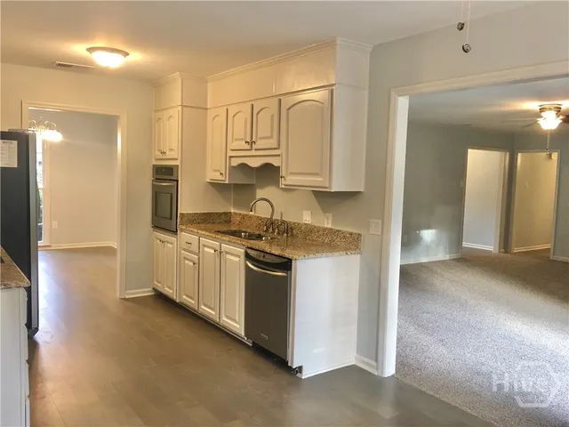 $2,400 | 112 Steerforth Road, Savannah, GA 31410