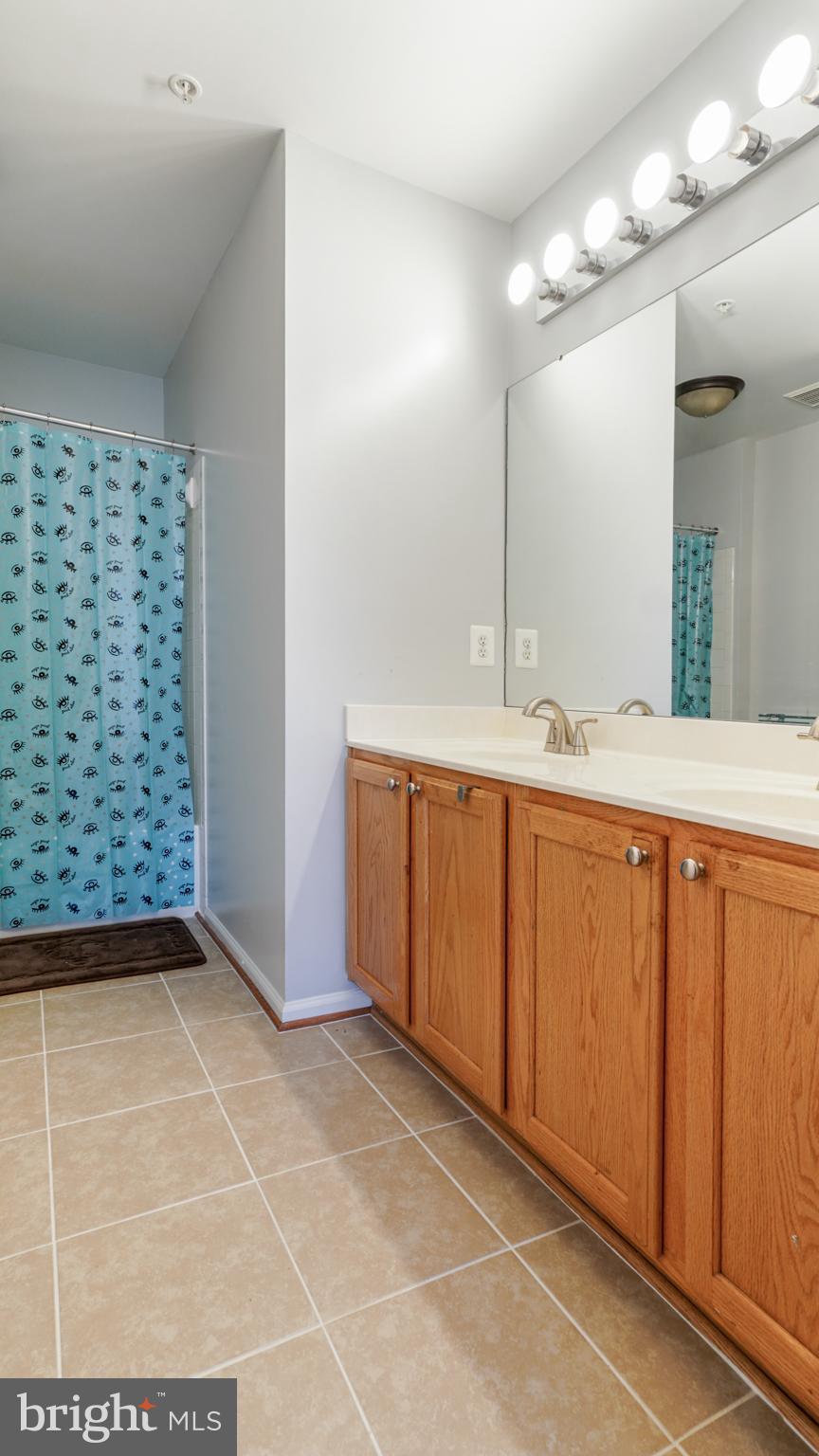 9626 Stuart Lane Clinton, MD 20735 - Photo 21 of 29 2nd full bath