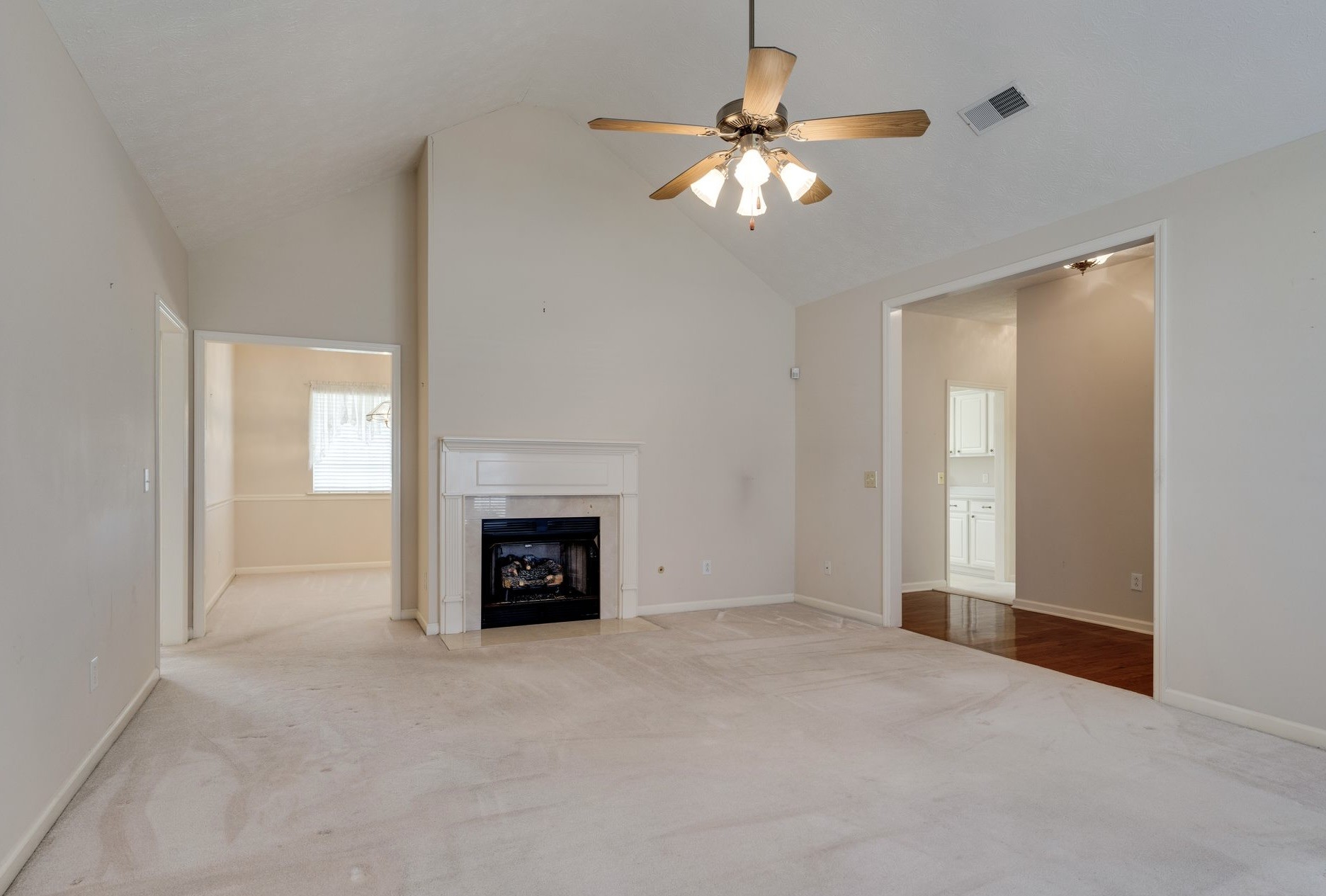 1024 Rutherford Way Hendersonville, TN 37075 - Photo 4 of 21 Gallery Image 4