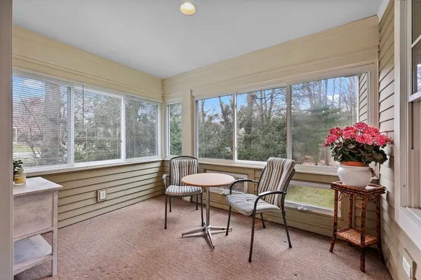 $419,900 | 8 Burns Meadow, Unit 8, Longmeadow, MA 01106