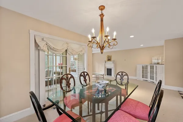 $419,900 | 8 Burns Meadow, Unit 8, Longmeadow, MA 01106