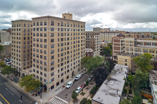 2909 North Sheridan Road, Unit 1212 Chicago, IL 60657 - Photo 9 of 10