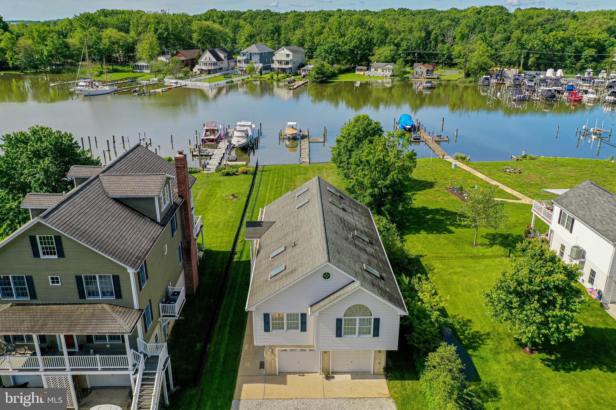 3733 Clarks Point Road Middle River, MD 21220 - Photo 5 of 119