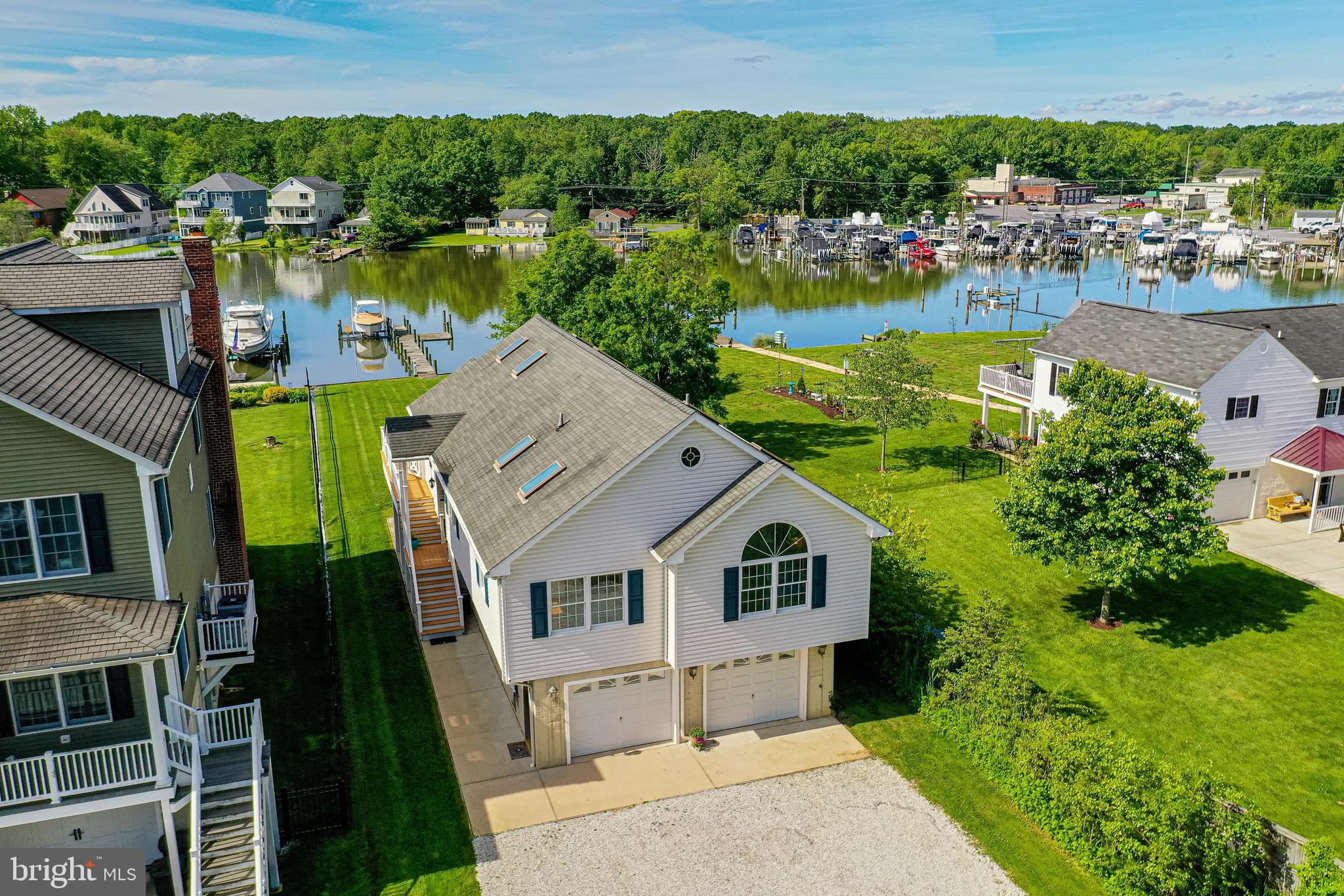 3733 Clarks Point Road Middle River, MD 21220 - Photo 6 of 119