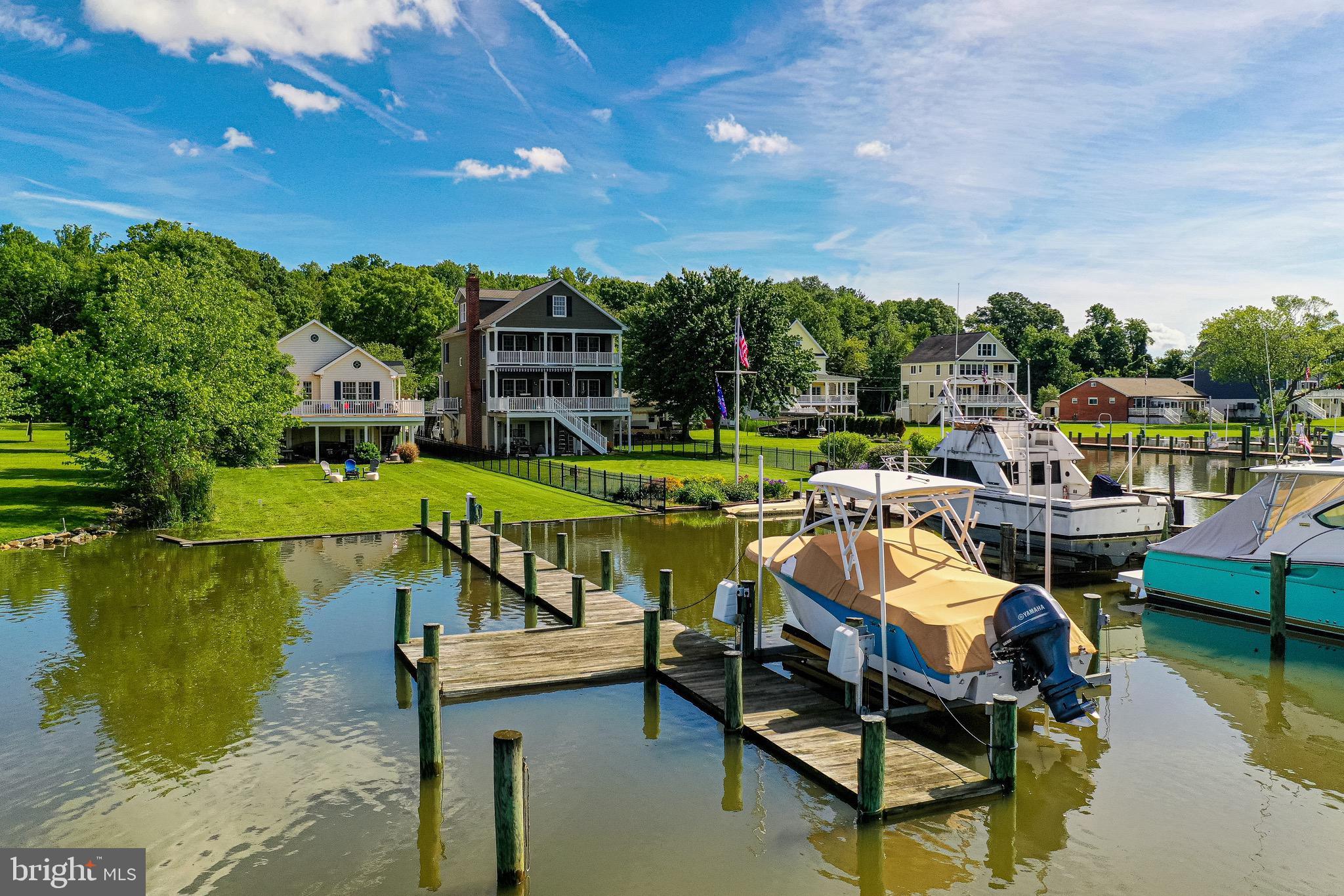 3733 Clarks Point Road Middle River, MD 21220 - Photo 9 of 119