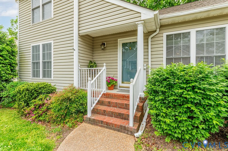 10312 Raintree Commons Court Henrico, VA 23238 - Photo 2 of 14