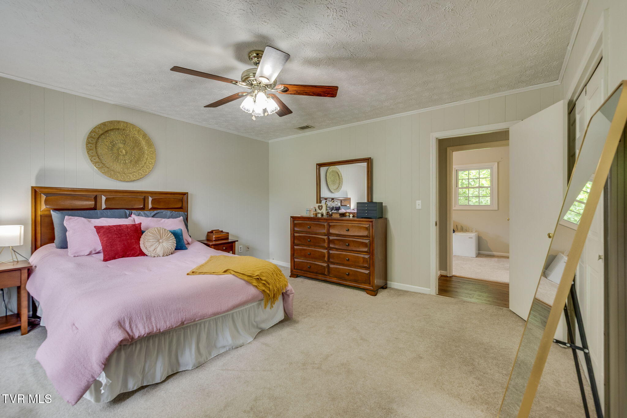 2552 Bob Little Road Elizabethton, TN 37643 - Photo 23 of 42 022