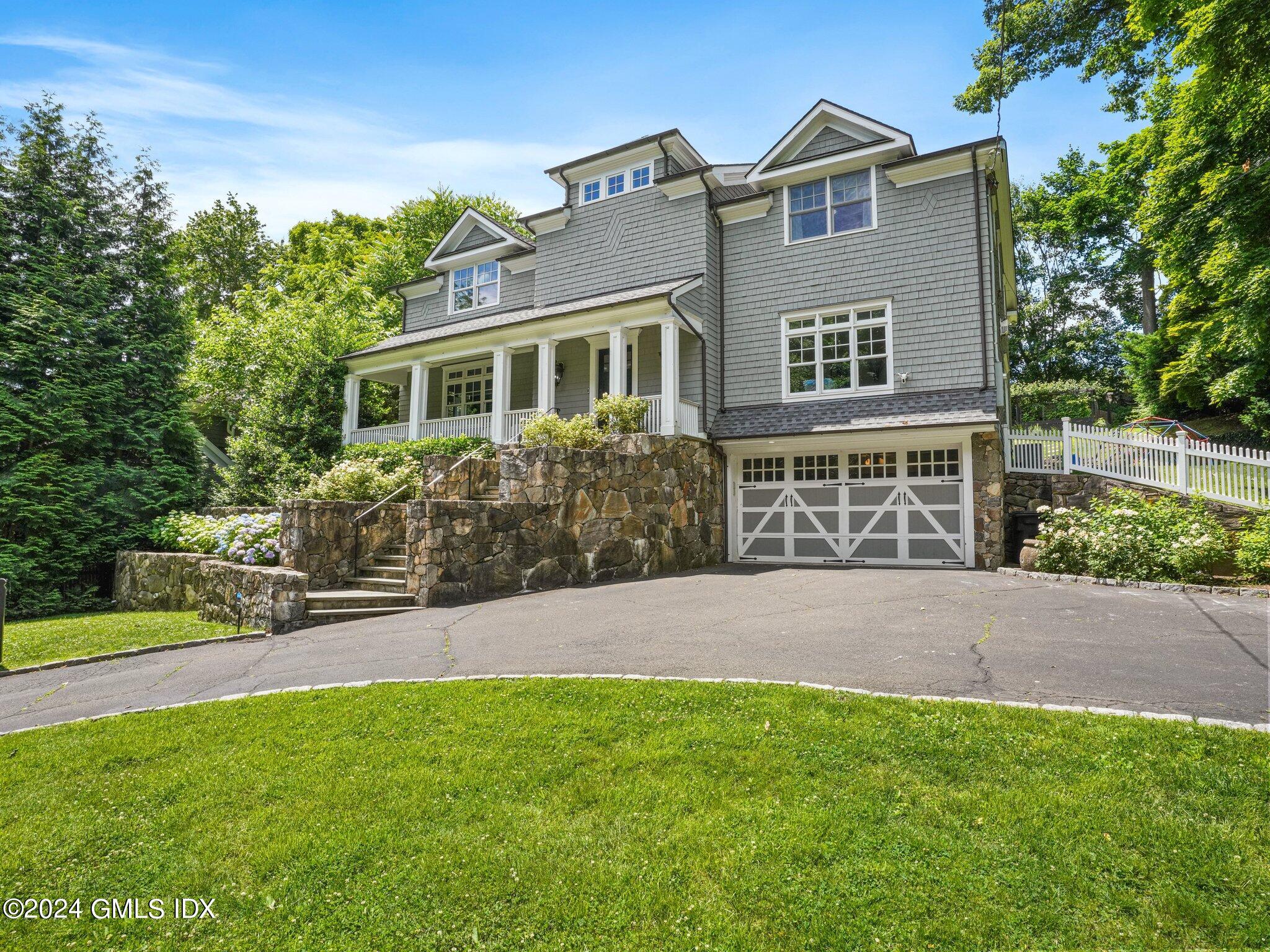 16 Laddins Rock Road Old Greenwich, CT 06870 - Photo 4 of 23 59-web-or-mls-16-laddins-rock-rd