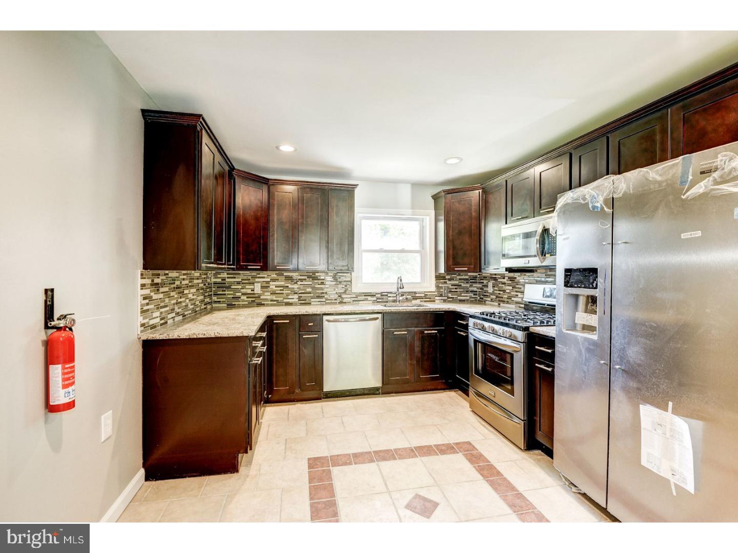 16 Pratt Road Cherry Hill, NJ 08002 - Photo 8 of 25 Gallery Image 8