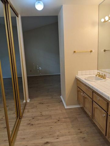 $2,500 | 77638 Calle Las Brisas North, Palm Desert, CA 92211