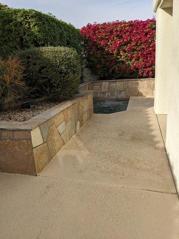 $2,500 | 77638 Calle Las Brisas North, Palm Desert, CA 92211