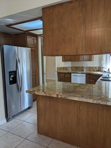 $2,500 | 77638 Calle Las Brisas North, Palm Desert, CA 92211
