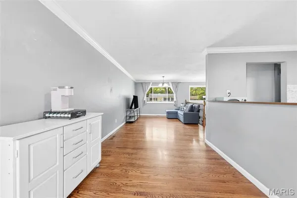 $285,000 | 11959 Brookmont Drive, Maryland Heights, MO 63043