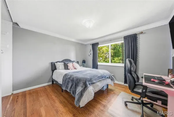 $285,000 | 11959 Brookmont Drive, Maryland Heights, MO 63043