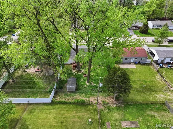 $285,000 | 11959 Brookmont Drive, Maryland Heights, MO 63043