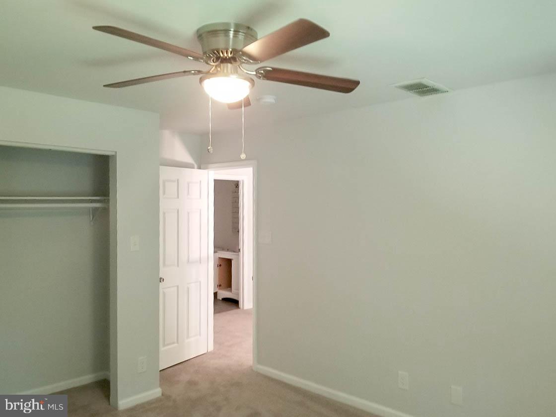 616 Johnson Road Sicklerville, NJ 08081 - Photo 11 of 28