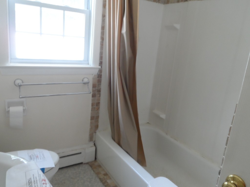 35 Fairhaven Road Mattapoisett, MA 02739 - Photo 12 of 22 Gallery Image 12