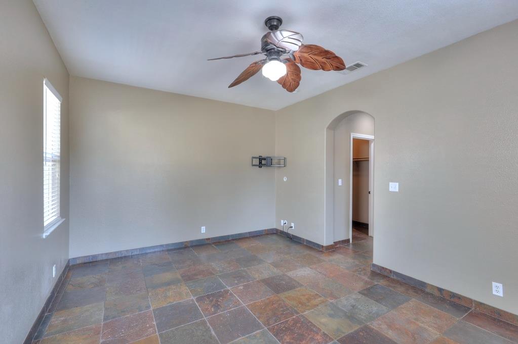 6801 Varni Way Hughson, CA 95326 - Photo 35 of 70