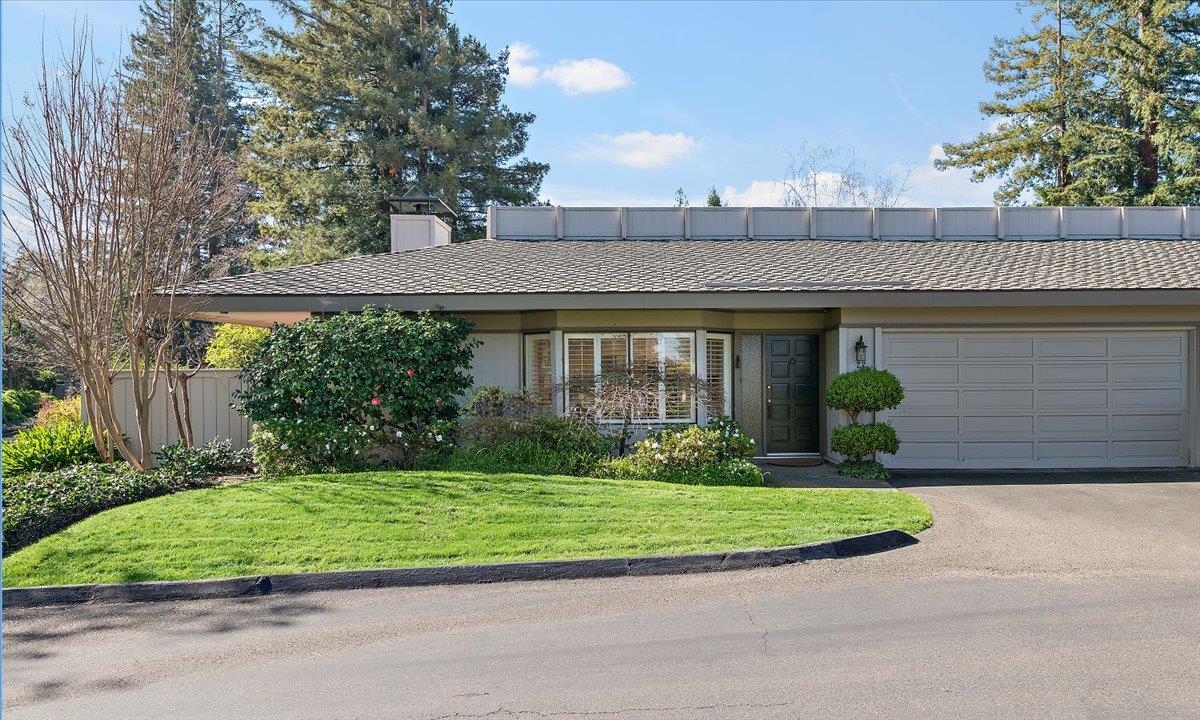 22 Bay Tree Lane, Unit 22 Los Altos, CA 94022 - Photo 2 of 34