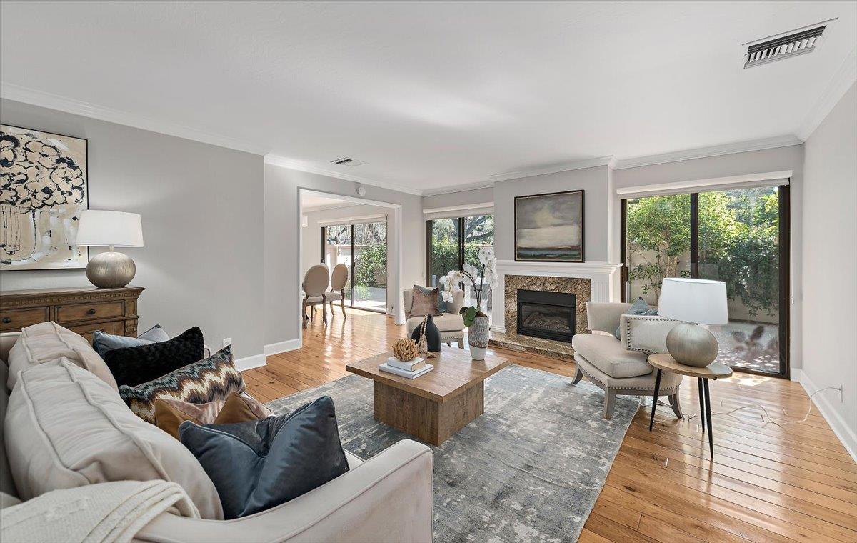 22 Bay Tree Lane, Unit 22 Los Altos, CA 94022 - Photo 5 of 34