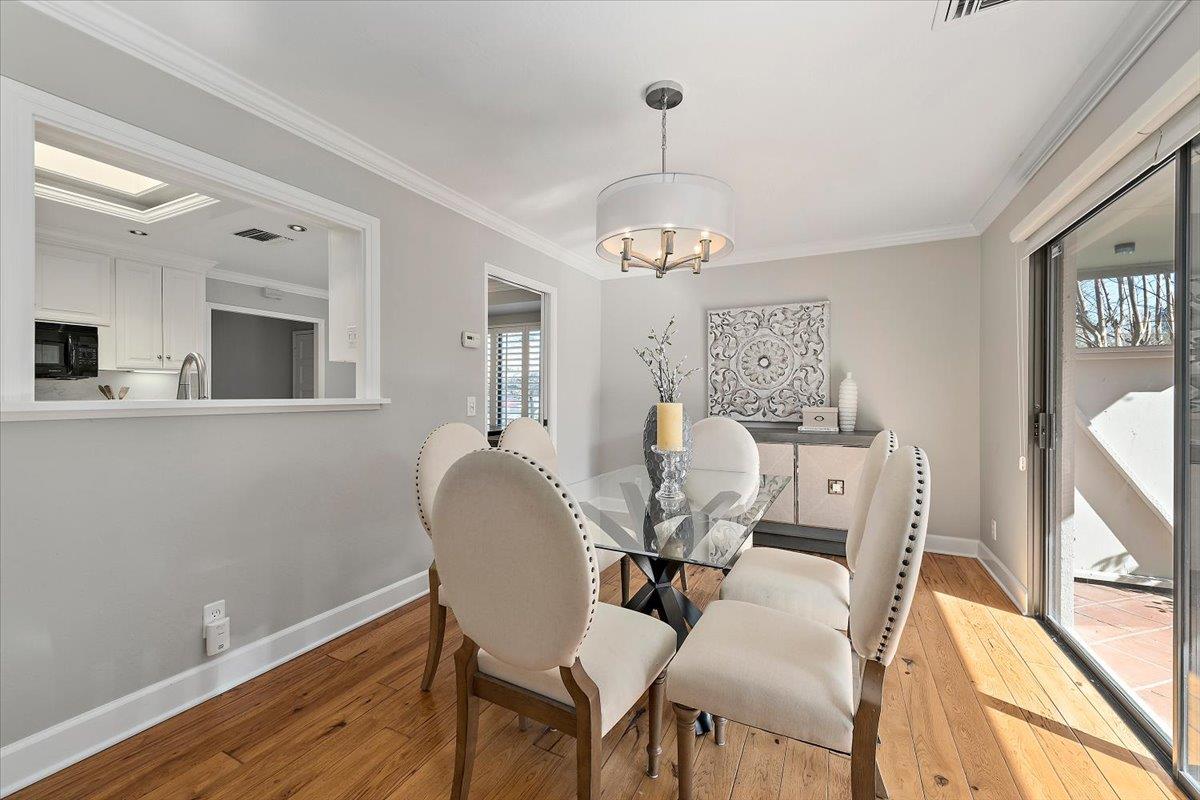 22 Bay Tree Lane, Unit 22 Los Altos, CA 94022 - Photo 8 of 34