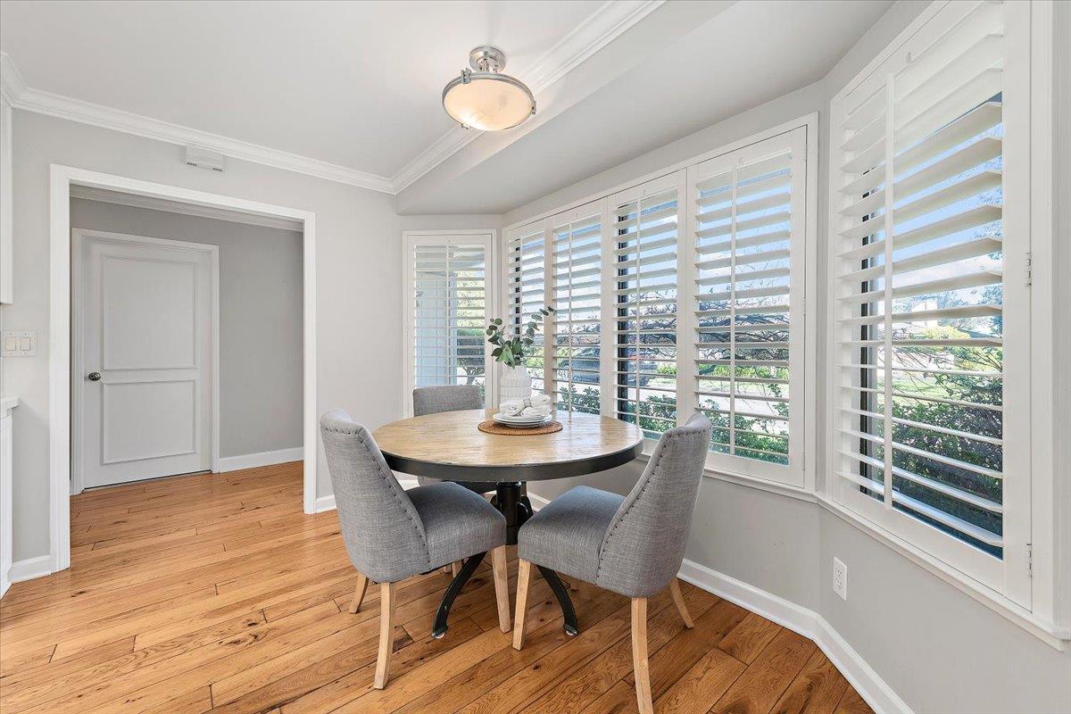 22 Bay Tree Lane, Unit 22 Los Altos, CA 94022 - Photo 9 of 34