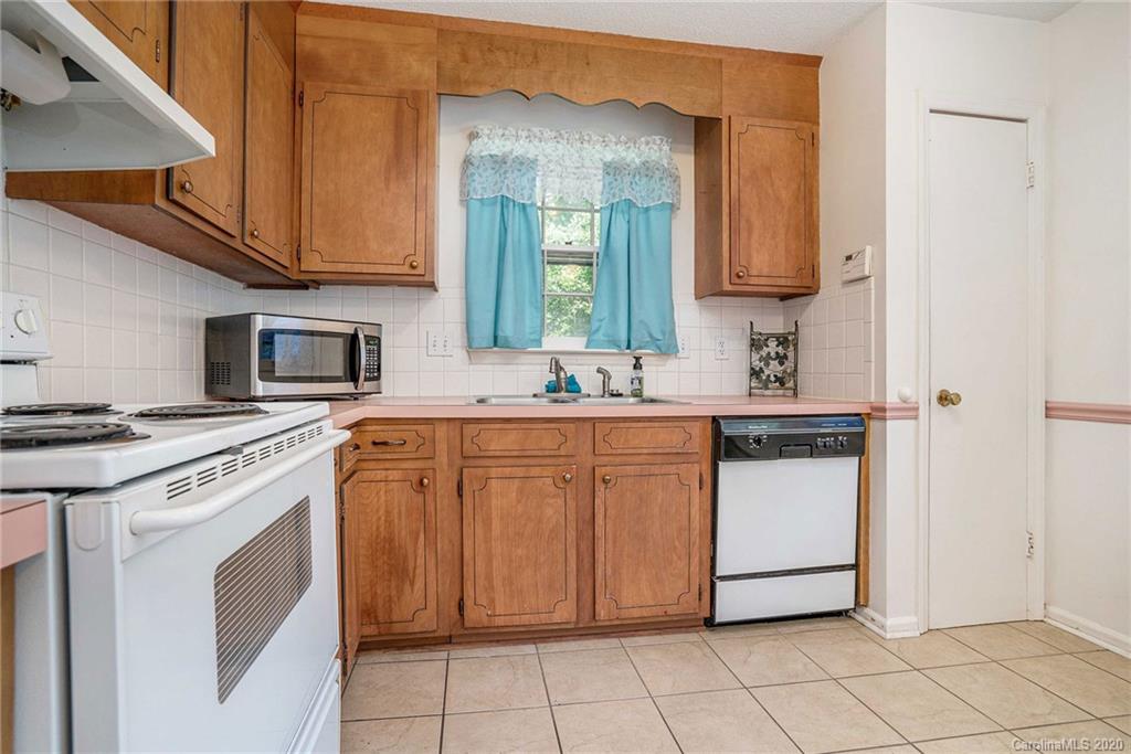6018 Trotters Ridge Road Charlotte, NC 28227 - Photo 8 of 26