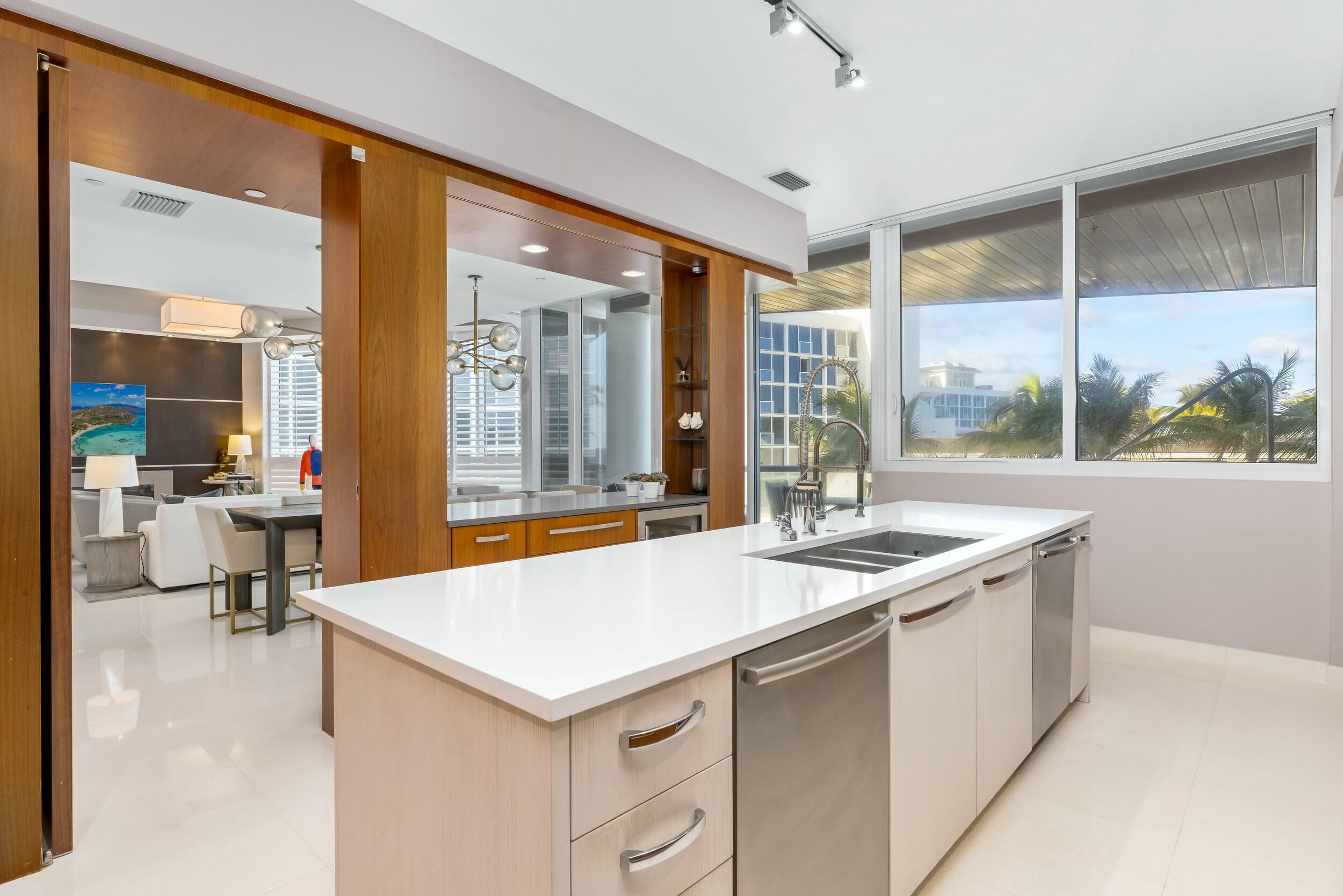 1000 South Ocean Boulevard, Unit 208 Boca Raton, FL 33432 - Photo 13 of 34 Kitchen