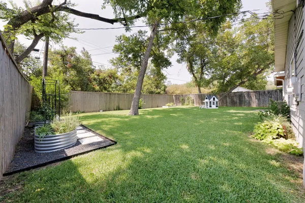 $589,000 | 1601 Northridge Drive, Austin, TX 78723