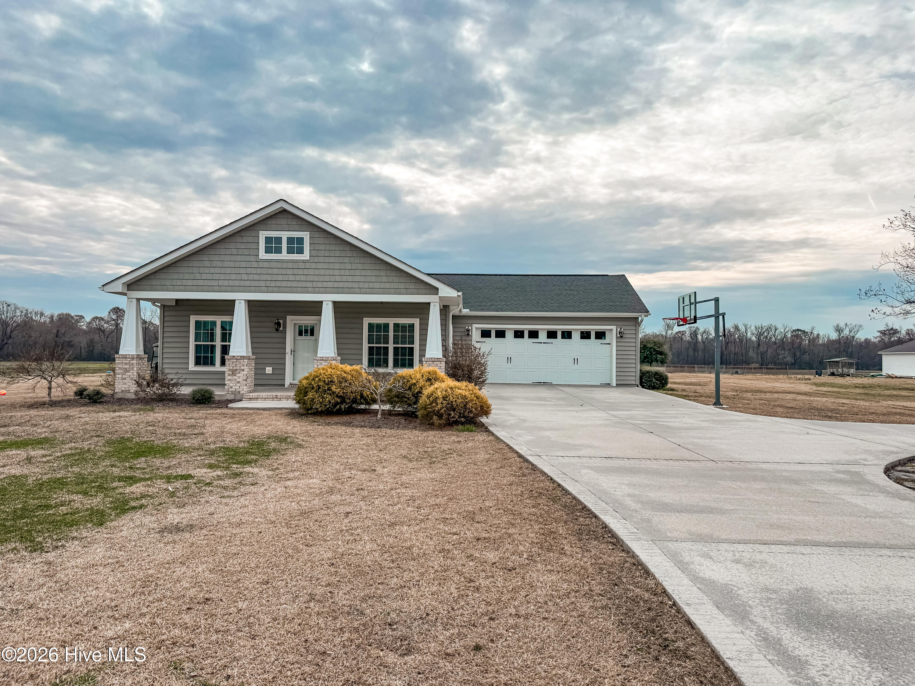 1565 Old Chinquapin Road Beulaville, NC 28518 - Photo 2 of 24 IMG_9210