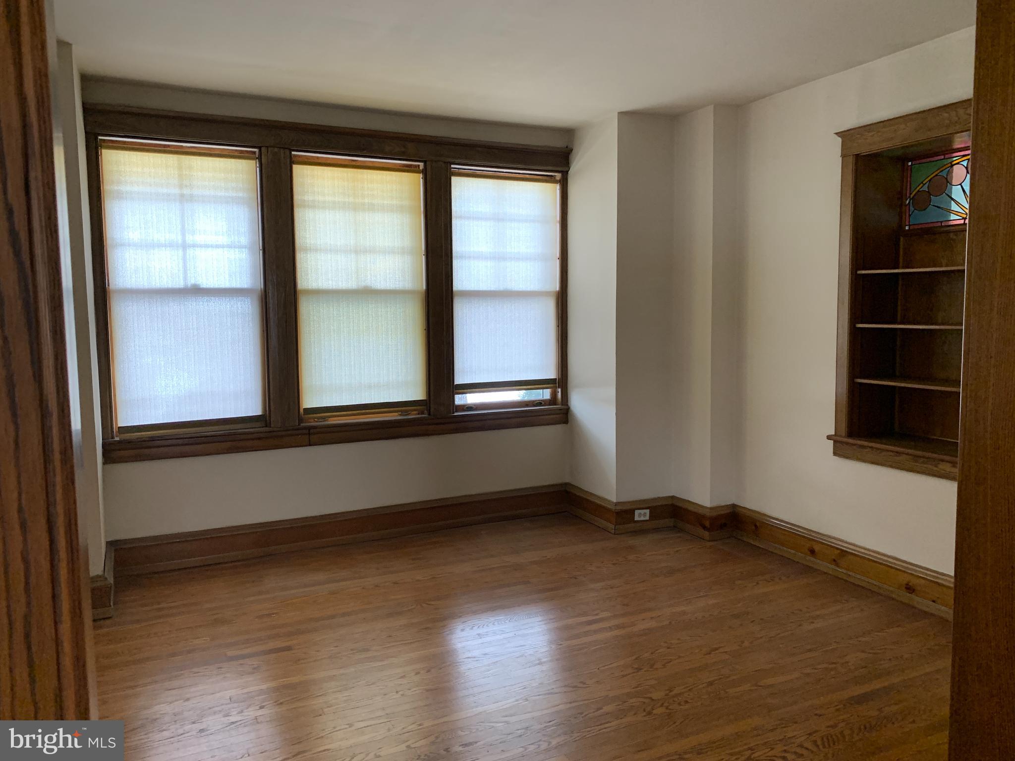 1000 Allston Road Havertown, PA 19083 - Photo 5 of 56 Main Floor Living Room