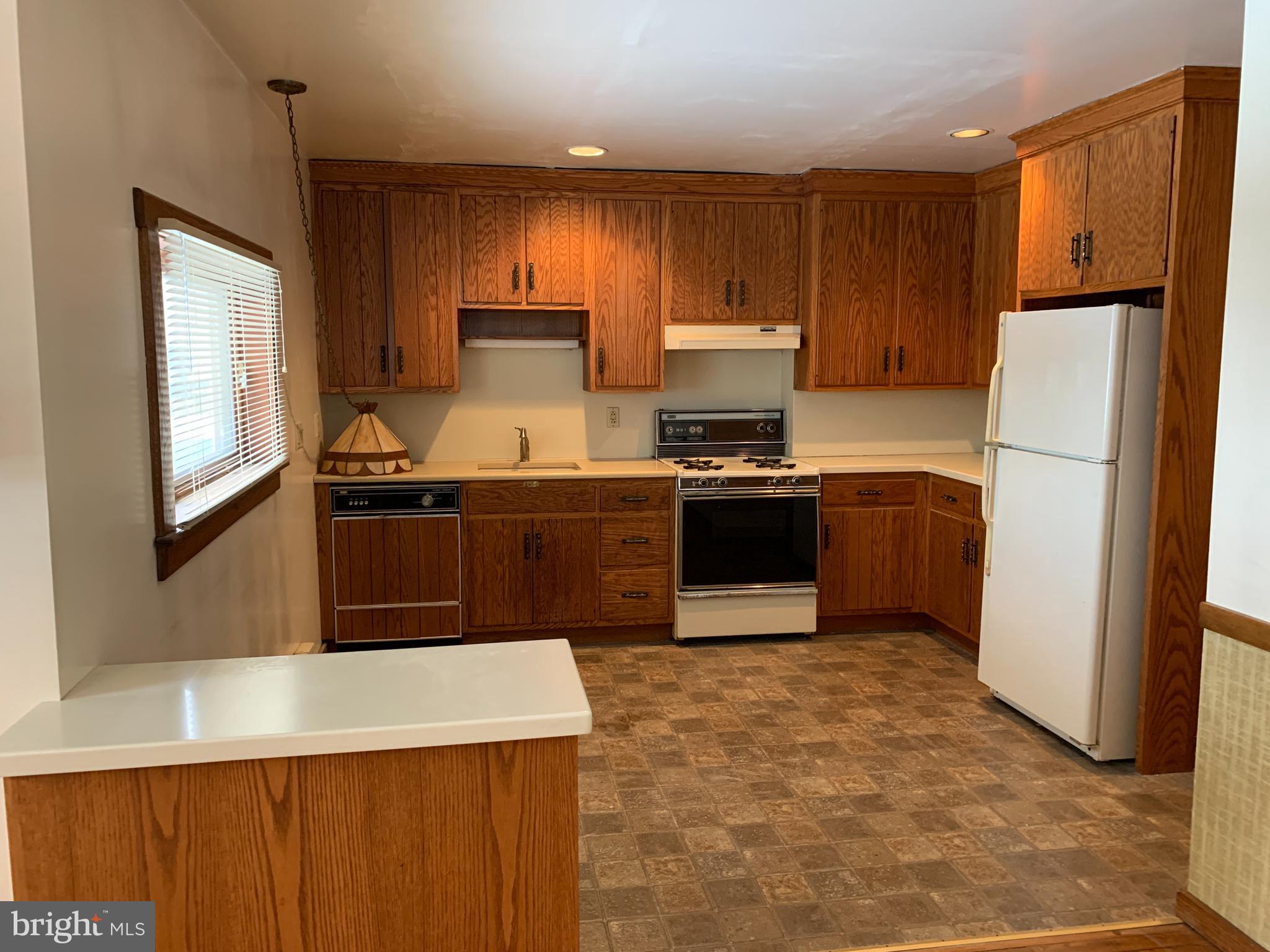 1000 Allston Road Havertown, PA 19083 - Photo 8 of 56 Main Floor Eat In Kitchen