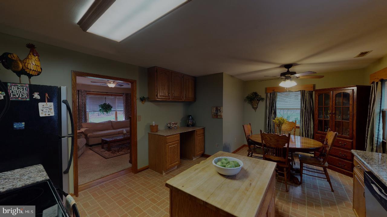 14 Whitely Road Downingtown, PA 19335 - Photo 13 of 30 Gallery Image 13