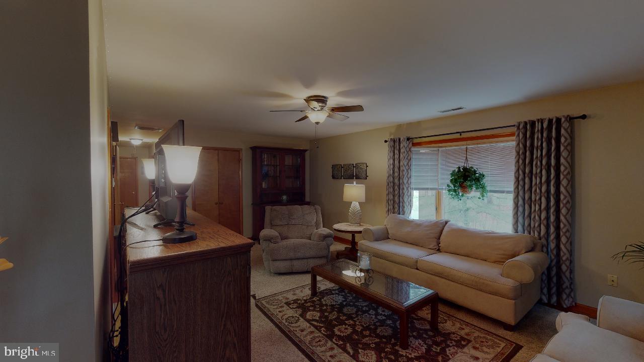 14 Whitely Road Downingtown, PA 19335 - Photo 6 of 30 Gallery Image 6