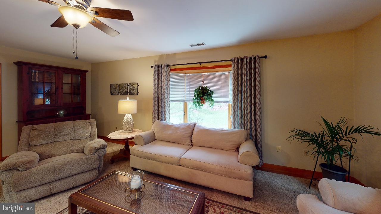 14 Whitely Road Downingtown, PA 19335 - Photo 7 of 30 Gallery Image 7