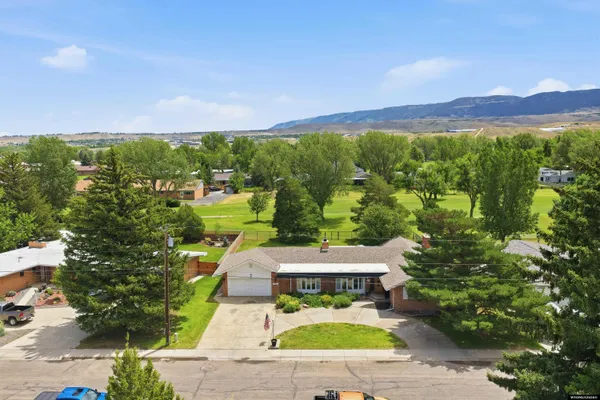 $599,900 | 83 Magnolia, Casper, WY 82604