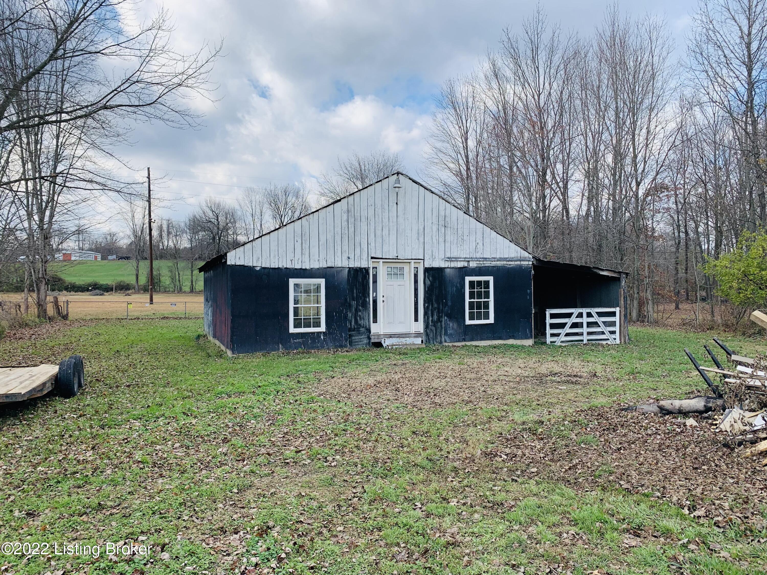 3517 Coral Ridge Road Brooks, KY 40109 - Photo 32 of 37 36466360-80A9-4A7C-AE13-E58520FEFC2A