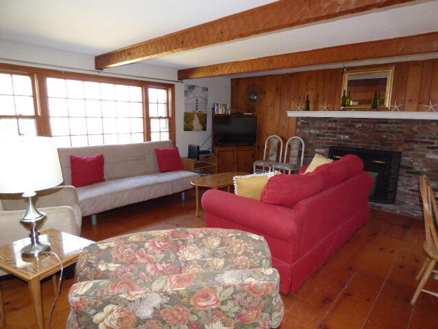42 Hippogriffe Road Dennis, MA 02638 - Photo 3 of 20 P1050141