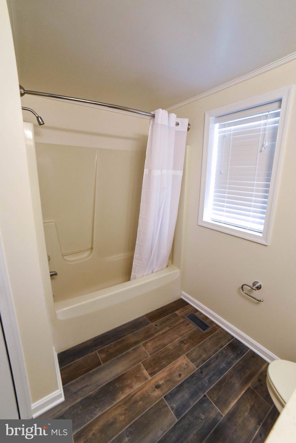 16980 Piney Point Road Piney Point, MD 20674 - Photo 19 of 26 Bath