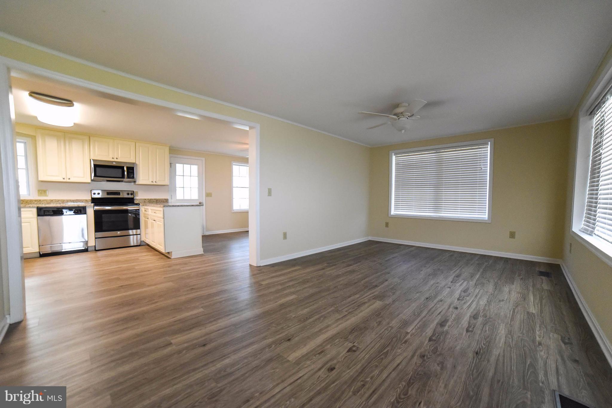 16980 Piney Point Road Piney Point, MD 20674 - Photo 10 of 26 Family Room