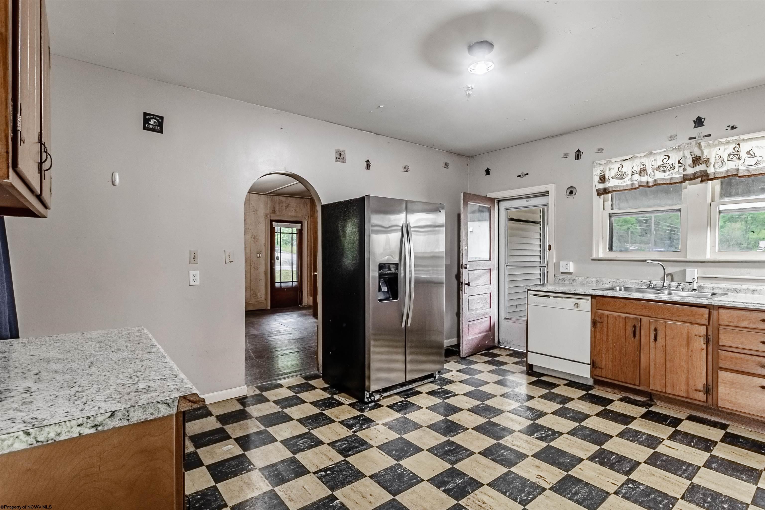 3795 Earl L Core Road Morgantown, WV 26508 - Photo 3 of 21 Gallery Image 3