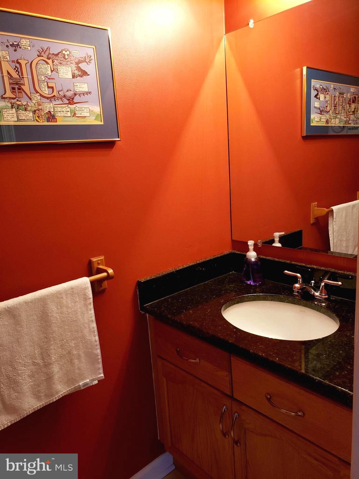 5527 Rinker Circle, Unit 356 Doylestown, PA 18902 - Photo 5 of 8 Powder Room