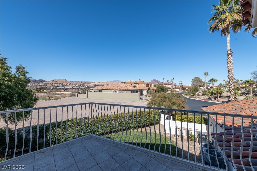 2 Rue De Chateau Place Henderson, NV 89011 - Photo 38 of 58