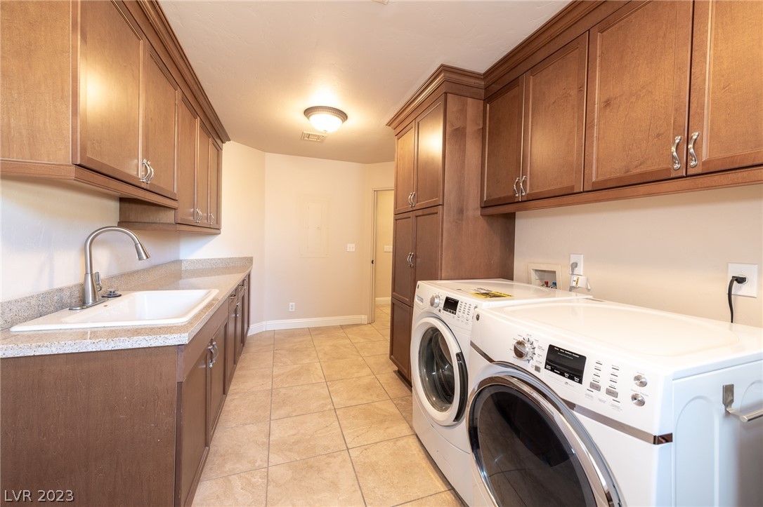 2 Rue De Chateau Place Henderson, NV 89011 - Photo 52 of 58