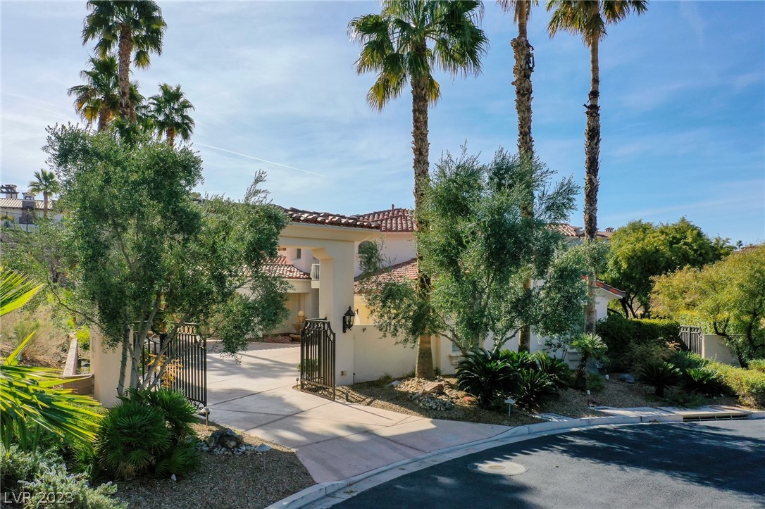 2 Rue De Chateau Place Henderson, NV 89011 - Photo 56 of 58