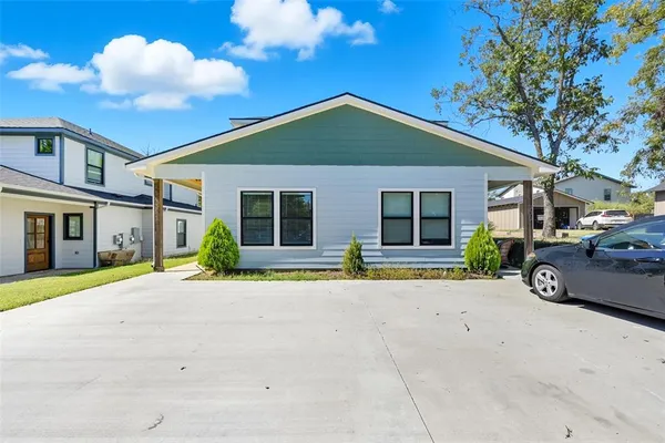 $1,325 | 1309 South 5th Avenue, Unit 1309, Denison, TX 75021