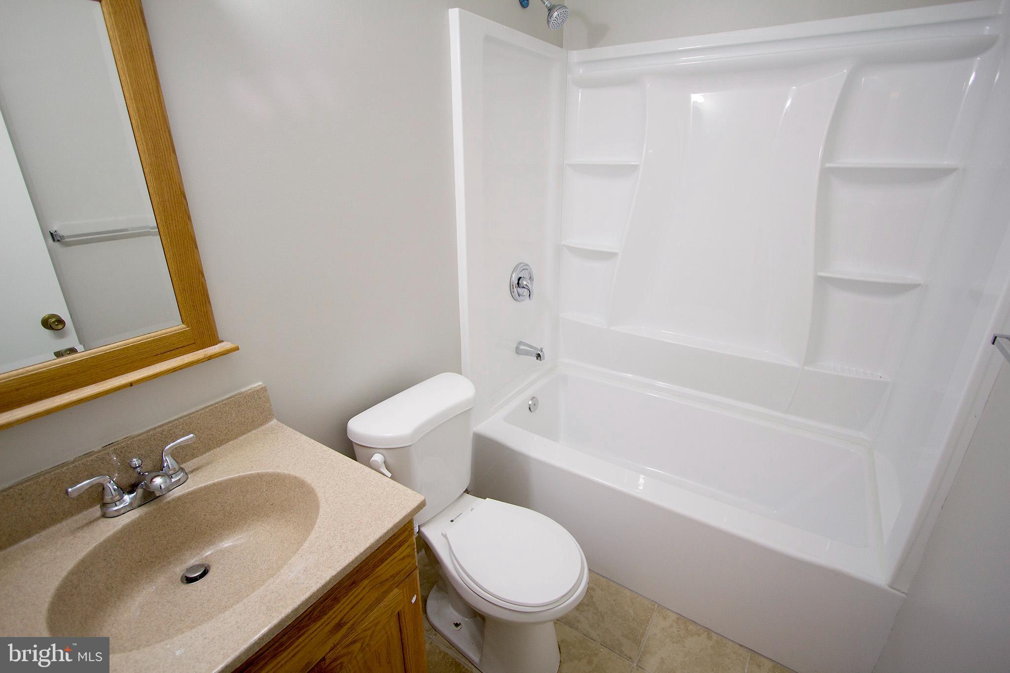 3789 Persimmon Circle Fairfax, VA 22031 - Photo 20 of 26 2nd full bath