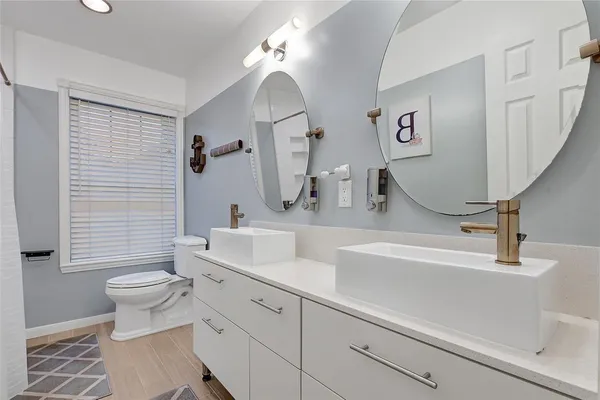 $2,200 | 14419 Ravenhurst Lane, Houston, TX 77070