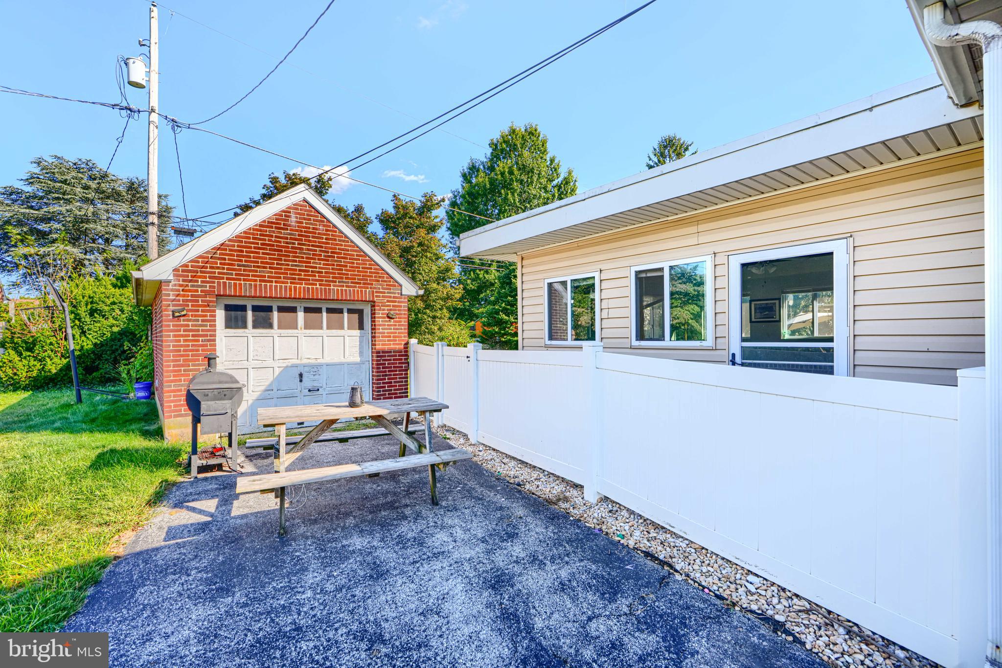741 South Russell Street York, PA 17402 - Photo 3 of 32 a front view of a house with a yard