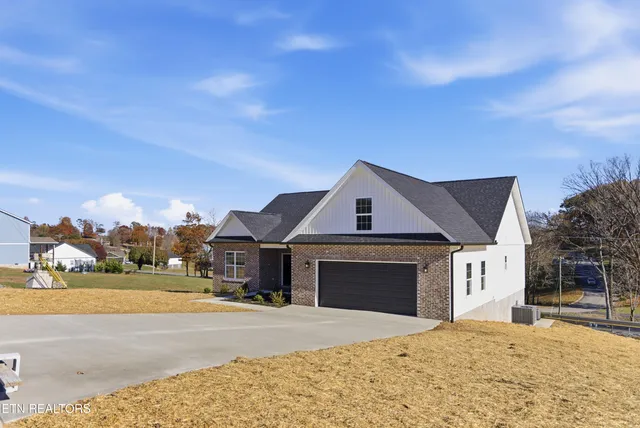 $479,900 | 153 Washita Lane, Rutledge, TN 37861